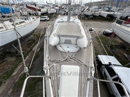 70570_qrukb_beneteau_oceanis_423_clipper_cap_med_15.jpg