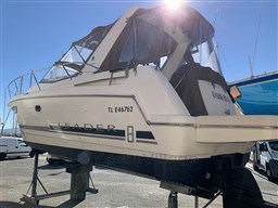 85200_eyoq5_bateau_moteur_jeanneau_leader_8_cap-med_4.jpg