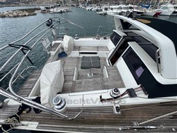 74dd7_wl9lv_beneteau_sense_50_cap_med_20.jpg