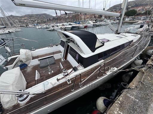 f57a0_4xuvw_beneteau_sense_50_cap_med_4.jpg