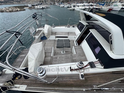 7c756_wl9lv_beneteau_sense_50_cap_med_20.jpg