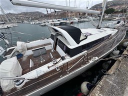 041d5_4xuvw_beneteau_sense_50_cap_med_4.jpg