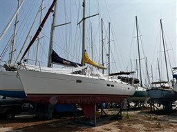 5d137_dws2l_voilier_beneteau_oceanis_411_clipper_cap_med_4.jpg