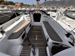263f3_6eiwx_sun_odyssey_32i_1.jpg