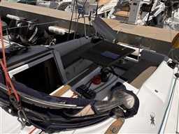94e0d_2yxhh_sun_odyssey_32i_3.jpg