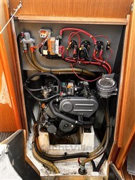 8af8f_r2dnw_sun_odyssey_32i_14.jpg