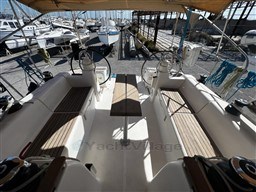 d6bec_fk0dr_voilier_dufour_375_camargue_cap_med_11.jpg