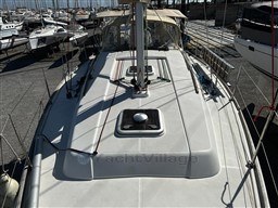 c63d4_1rh1a_voilier_dufour_375_camargue_cap_med_15.jpg