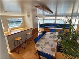05e0b_de1fm_yacht_catamaran_sea_explorer_cap_med_8.jpg