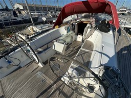 9a1e5_jjnep_voilier_hanse_430_e_cap_med_5.jpg