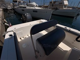 2f1f6_0f4jw_trophy2103_16.jpg