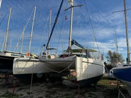 c8fd6_st2kh_fountaine_pajot_tobago_35_cap_med_1.6.jpg