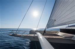 39bf9_5fllg_catamaran_jamadhar_100_-_cap_med_23.jpg