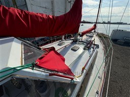 c12ce_g26jf_voilier_alu_takini_reinke_super_11_cap_med_13.jpg