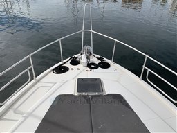 39ee0_a44ph_vedette_flybridge_mochi_craft_43_cap-med_5.jpg