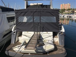 09459_m7lvn_vedette_flybridge_mochi_craft_43_cap-med_3.jpg