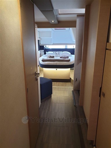 59214_2k6pu_cabine_proprietaire_profondeur_.jpg