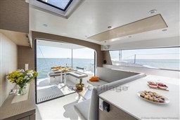 00a4c_aycnm_neel-47_interior_neel-trimarans-9_1.jpg