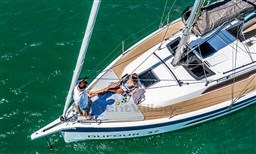 8e85a_mrsk8_14-dufour-37-luxury-sailboat-for-sale-dufour-yachts.jpg