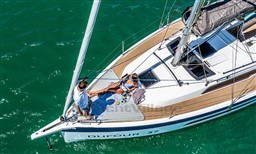 d8871_mrsk8_14-dufour-37-luxury-sailboat-for-sale-dufour-yachts.jpg