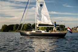772e8_wl16q_saffier-sc-8m-cabin-classic-sailing-yacht-saffier-yachts-15.jpg