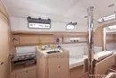 39da4_mzg7w_beneteau-first-30-jk-interior-1-mini.jpg