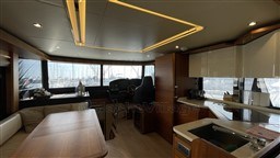 5642a_clhbq_img_e3449.jpg