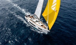 65030_ze7md_french-sailboat-dufour-41-design.jpg