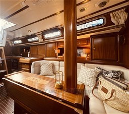 04690_zya2g_jeannie_boat_-_17.jpg