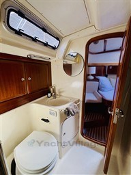 bb21a_sy3fd_jeannie_boat_-_1.jpg