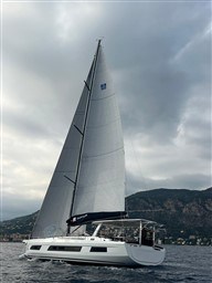 92f31_vuqj2_43f09337-45dc-494a-ae44-e3c1ff34e3d6.jpg
