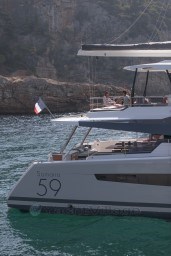 2680b_kvjeb_fountaine-pajot-samana-59-aft-cockpit_9_.jpg