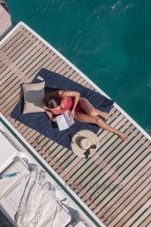 0aeaf_xr3yw_fountaine-pajot-samana-59-aft-cockpit_5_.jpg