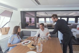 98abe_6kabm_fountaine-pajot-samana-59-aft-cockpit_16_.jpg