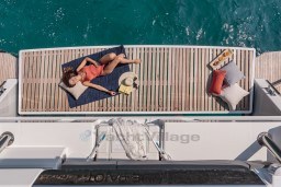 bfcc7_dolrp_fountaine-pajot-samana-59-aft-cockpit_4_.jpg