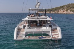 ad452_bk3he_fountaine-pajot-samana-59-aft-cockpit_1_.jpg