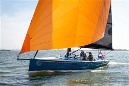 65a9a_lnboq_saffier-se27-leisure-exterior-image-saffier-yachts-2-1.jpg
