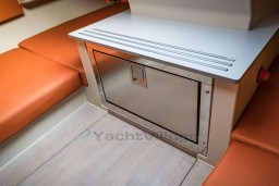 16c67_pqq0k_saffier-se27-leisure-interior-image-saffier-yachts-2.jpg