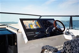 162fa_wyxci_60-helm.jpg