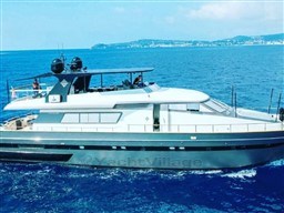 d2e40_9h8jz_sanlorenzo-82-refit-2022-83011070222752495557676949494548x.jpg