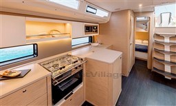 77ce0_uuzml_bateau-voilier-dufour-44-photo-yacht-9.jpg
