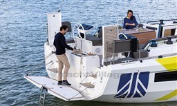 98759_zmlu2_dufour-44-mooring-product-exterior-lifestyle-plancha.jpg