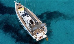 37ad1_xb9go_bateau-voilier-dufour-44-photo-yacht-6.jpg