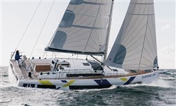 dcbb4_ae2tz_dufour-44-sailing-product-exterior-2.jpg