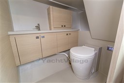 b097e_ymsnz_saffier-se37-lounge-interior-image-saffier-yachts-10.jpg
