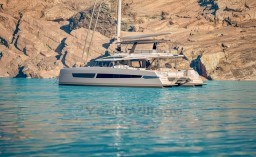 948b2_ivf0b_fountaine-pajot-yachts-fpy70s-anchoring-08.jpg