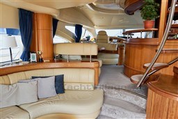 426b6_rysgn_azimut_68_barcelona_yachting_-_48.jpg