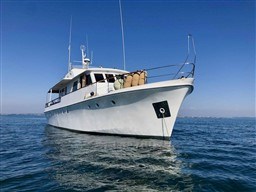 542b2_pndjo_de_vries_scheepsbouw_18.50_barcelona_yachting_-_4.jpg