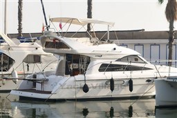 e4359_xlebg_astondoa_39_fly_barcelona_yachting_-_61.jpg