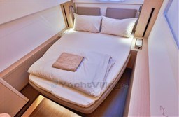 02358_fpt98_lagoon_46_2022_barcelona_yachting_-_5.jpg